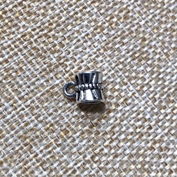 🔴 5 for $10 ONE Vintage Style Silver Tone Mug Pendant - Picture 2 of 4